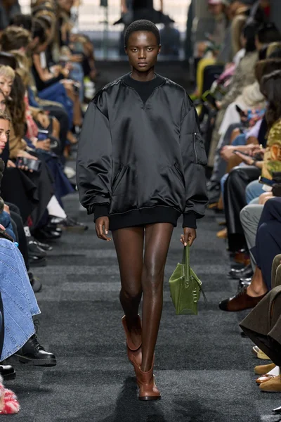 Look 21